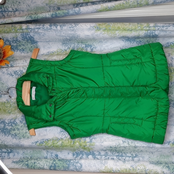New York & Company Jackets & Blazers - Money Green Puff vest